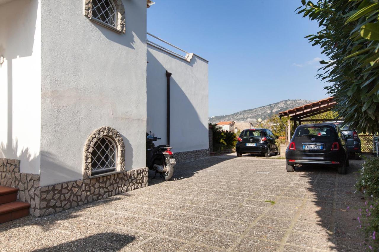 Shanti Home - Restaurant Di Aversano Salvatore Sorrento Ngoại thất bức ảnh